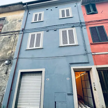 Casa Gino Belfioreguesthouses Pontedera